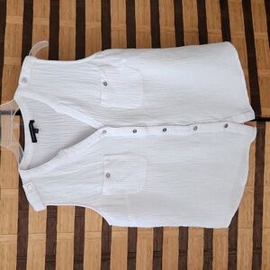 Adrienne Vittadini button up top